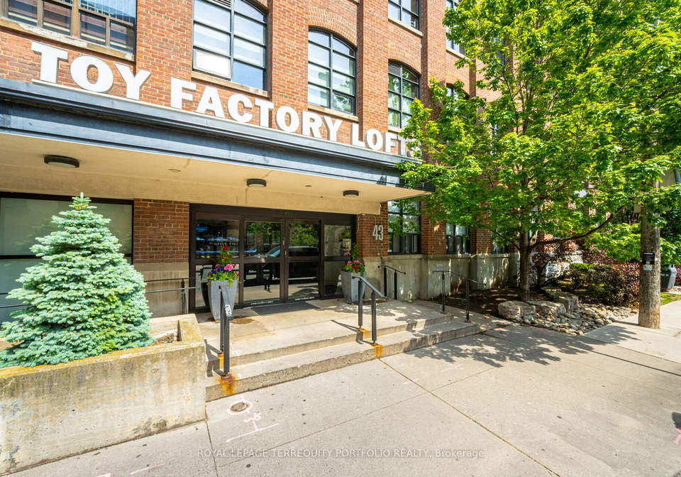 43-hanna-avenue-toronto-ontario-c12467962
