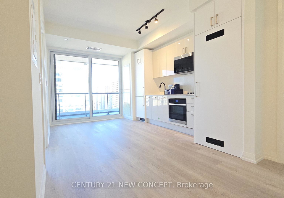280-dundas-street-w-toronto-ontario-c12467989