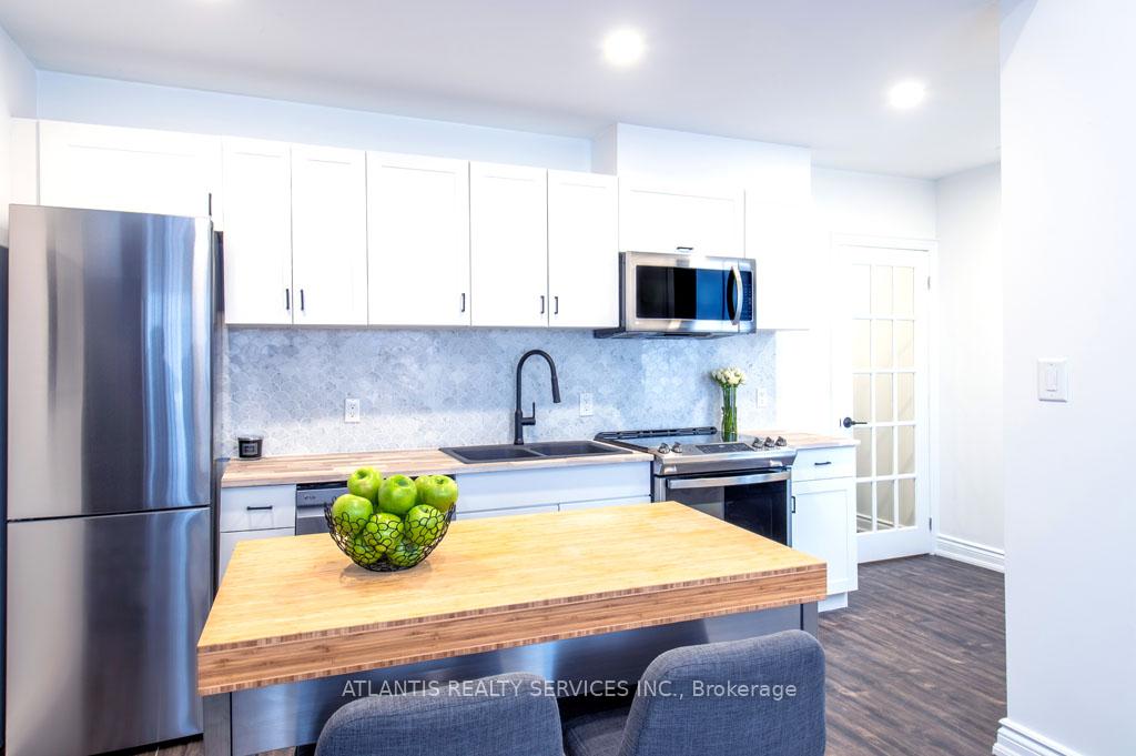 523-lansdowne-avenue-toronto-ontario-c12468282