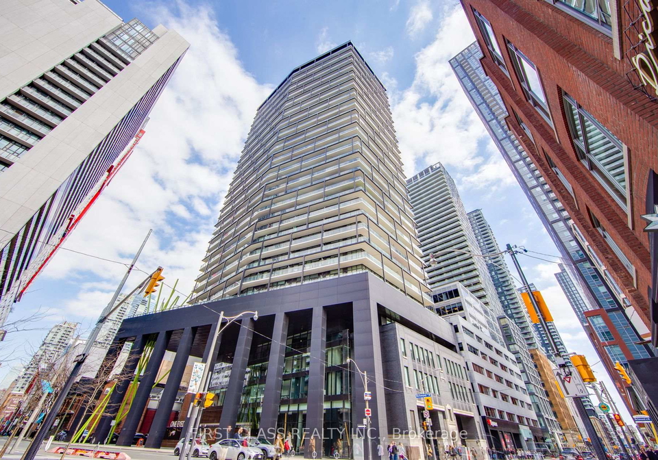 125-peter-street-toronto-ontario-c12468546