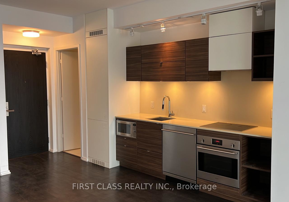 125-peter-street-toronto-ontario-c12468546