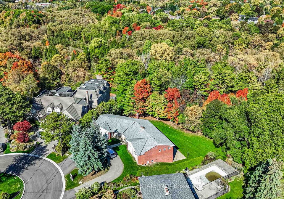 10-courtwood-place-north-york-ontario-c12468801