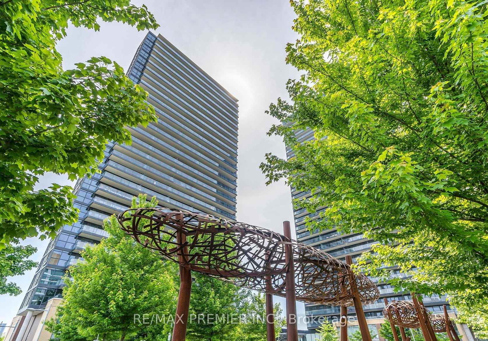 33-singer-court-north-york-ontario-c12468875