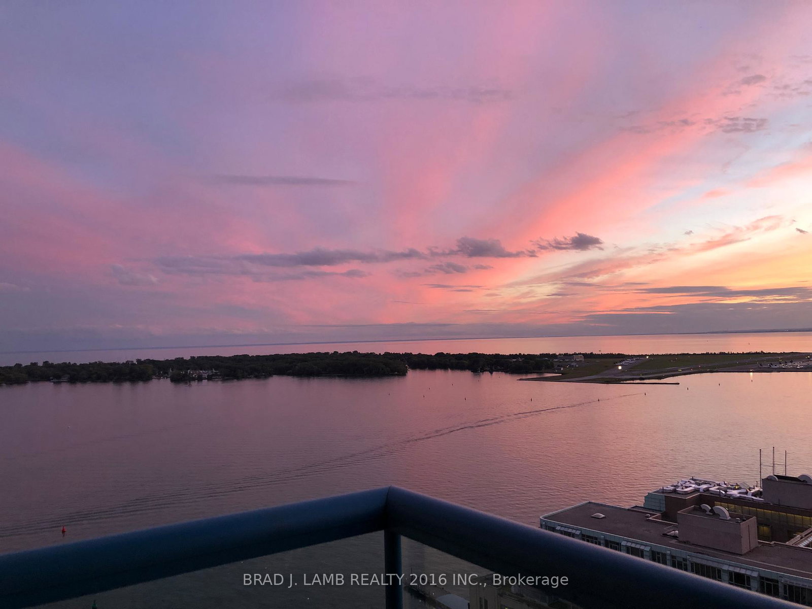 99-harbour-square-toronto-ontario-c12468919