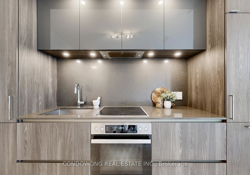 35-mercer-street-toronto-ontario-c12468932