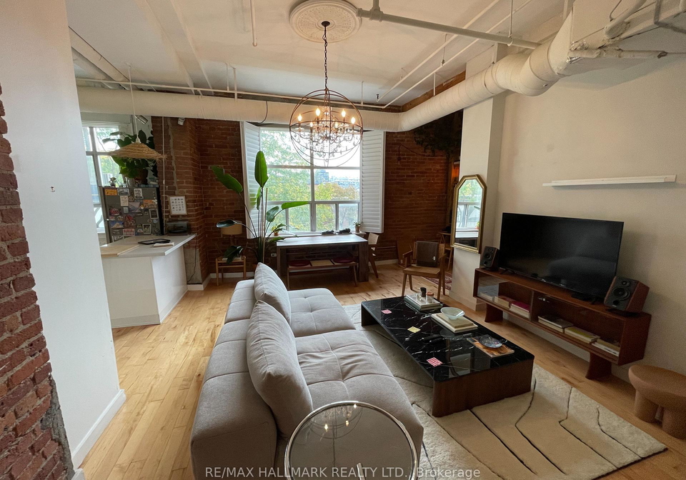 426-queen-street-e-toronto-ontario-c12468957