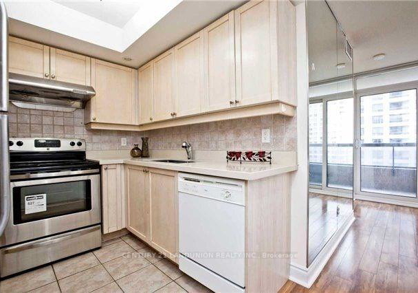 15-northtown-way-north-york-ontario-c12469311