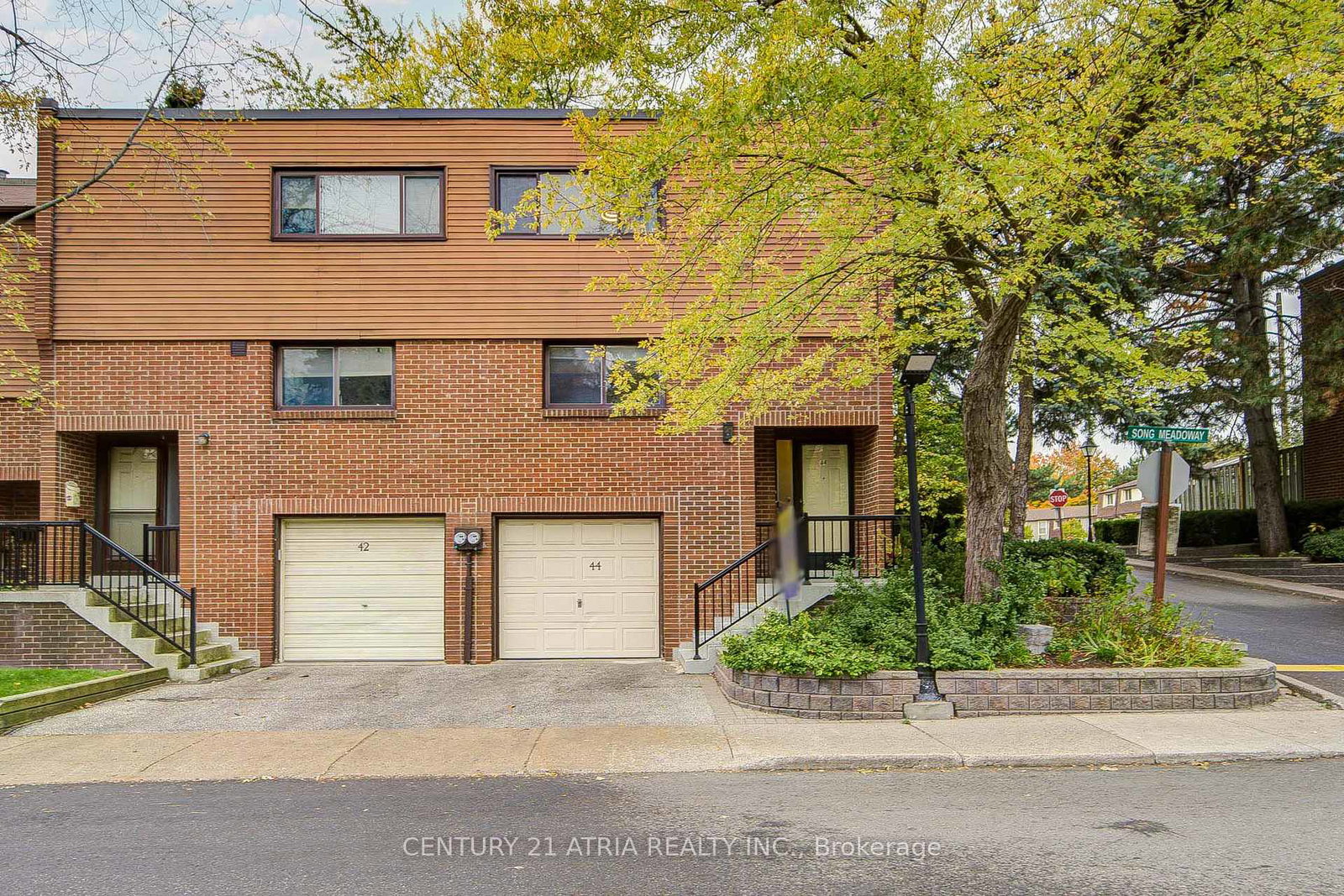 44-song-meadoway-north-york-ontario-c12469534