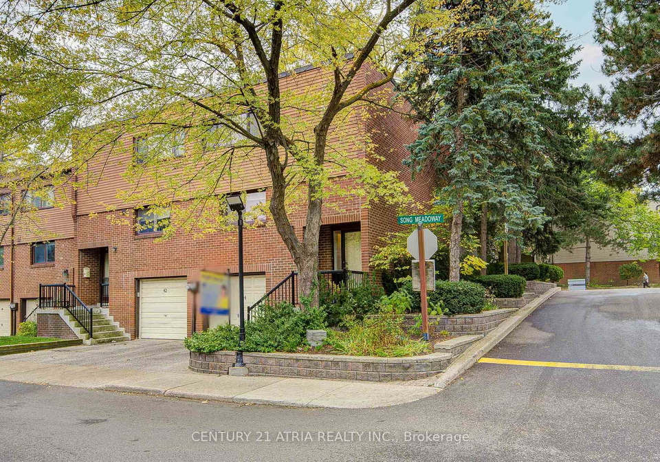 44-song-meadoway-north-york-ontario-c12469534