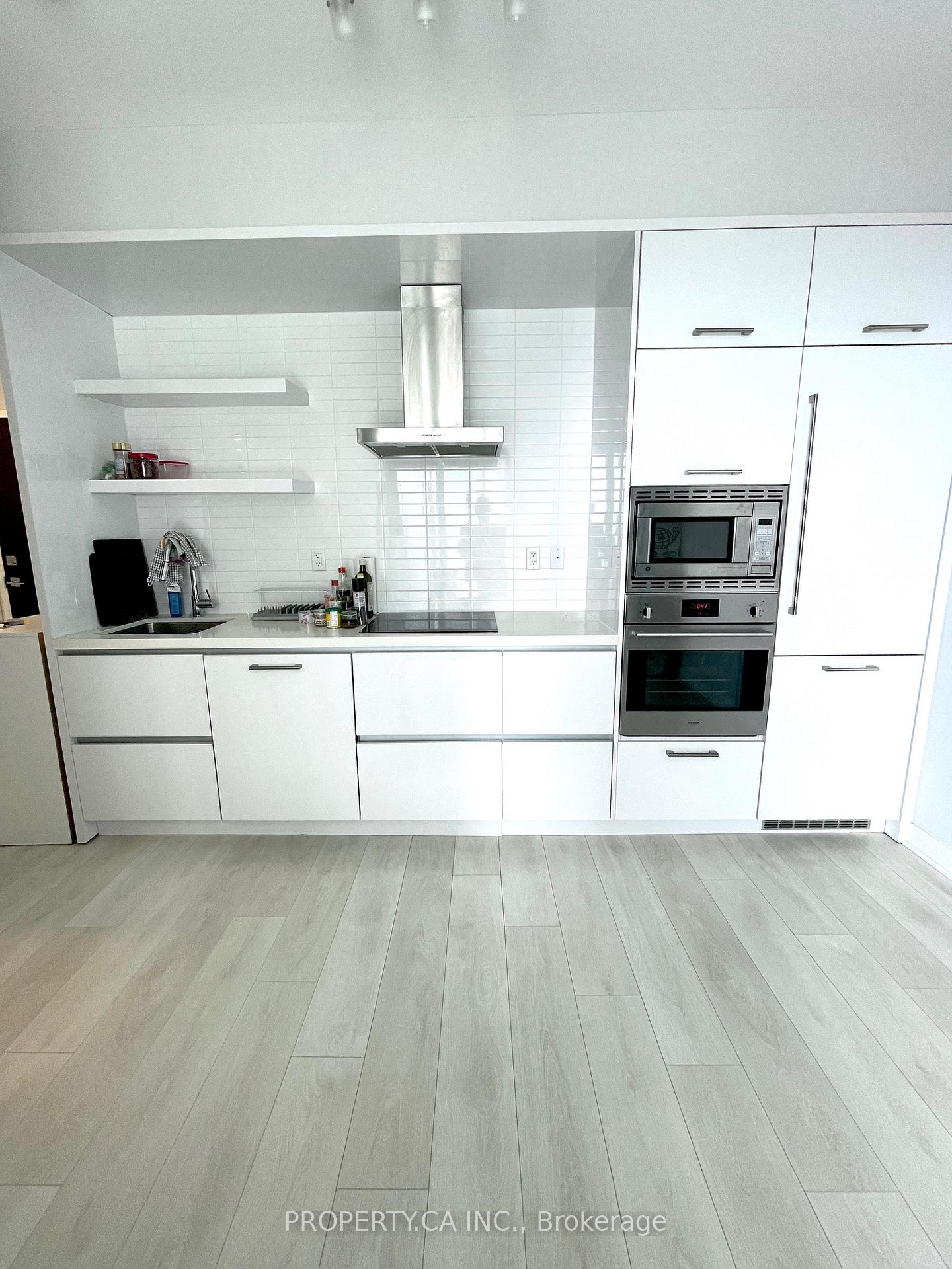 2221-yonge-street-toronto-ontario-c12469589