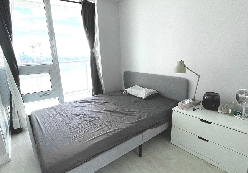 2221-yonge-street-toronto-ontario-c12469589