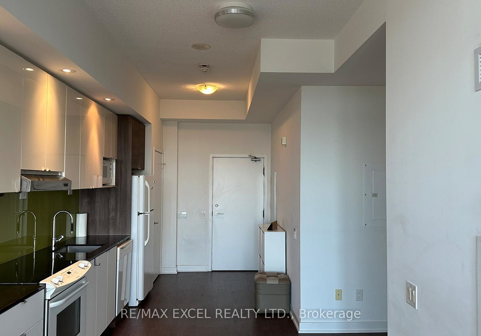 121-mcmahon-drive-north-york-ontario-c12469624