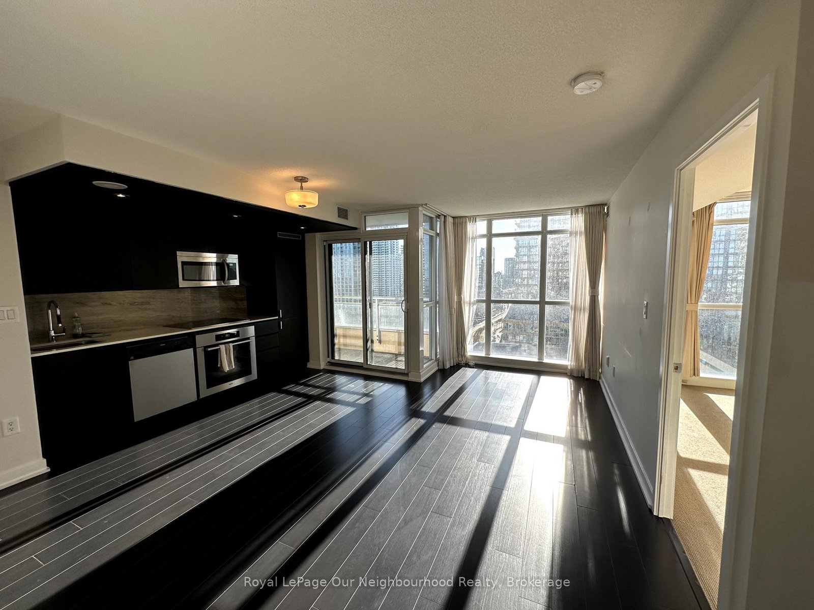 10-capreol-court-toronto-ontario-c12469664