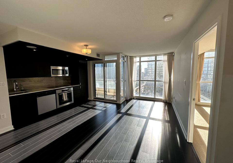 10-capreol-court-toronto-ontario-c12469664