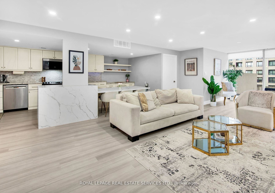 30-wellington-street-e-toronto-ontario-c12469730