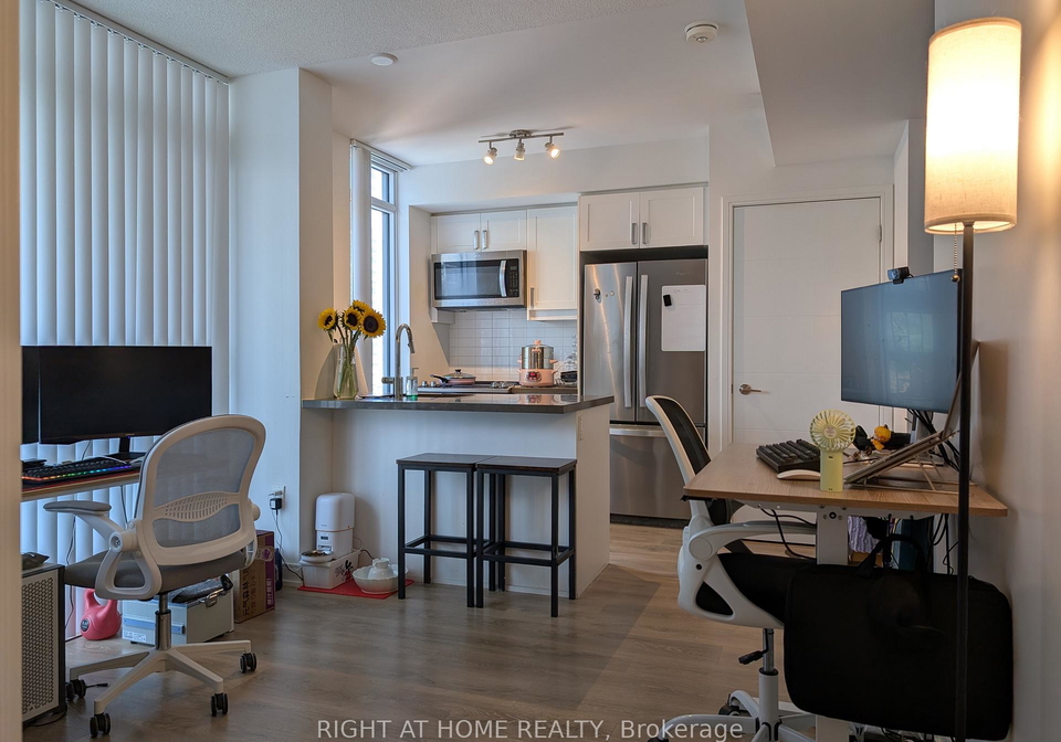 50-wellesley-street-e-toronto-ontario-c12469831