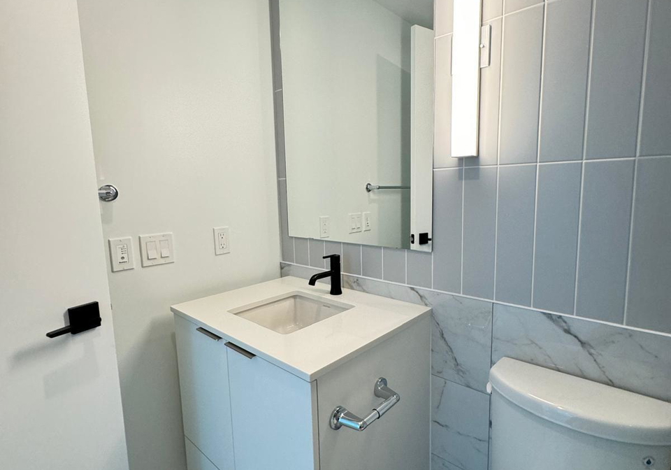 327-king-street-w-toronto-ontario-c12469838