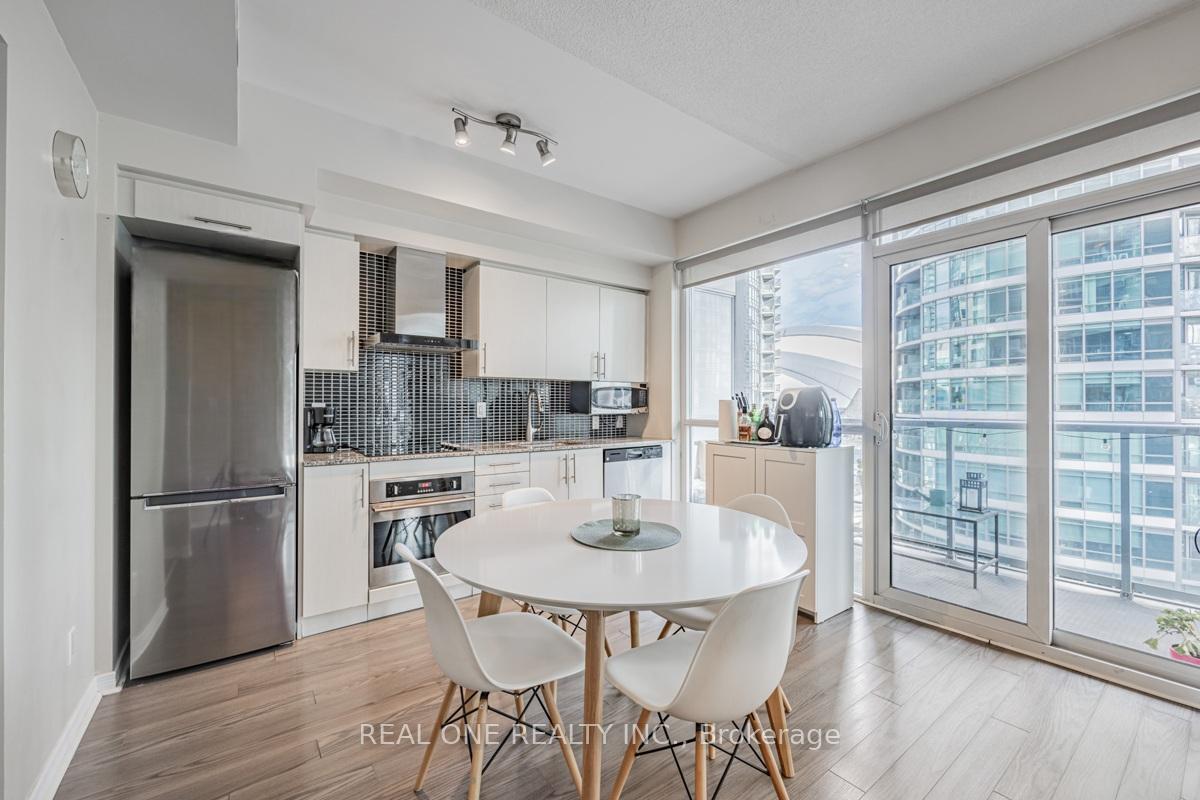 352-front-street-w-toronto-ontario-c12469848