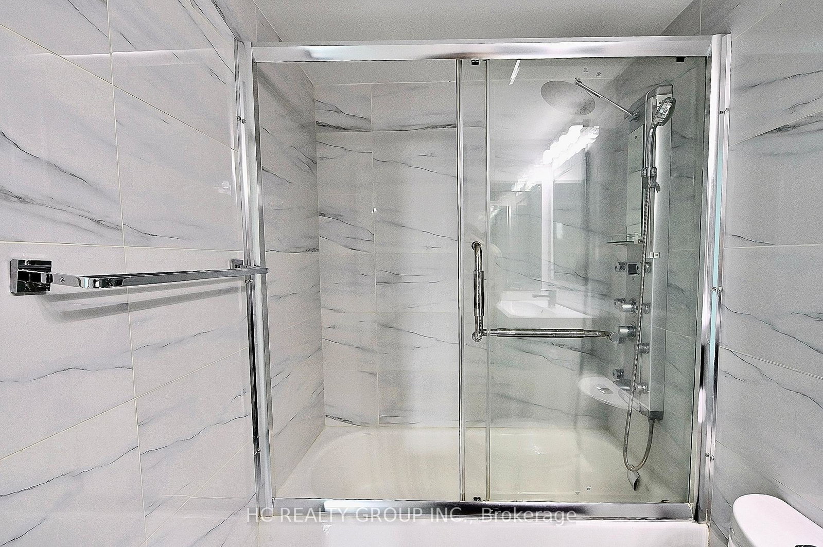 15-greenview-avenue-toronto-ontario-c12470508