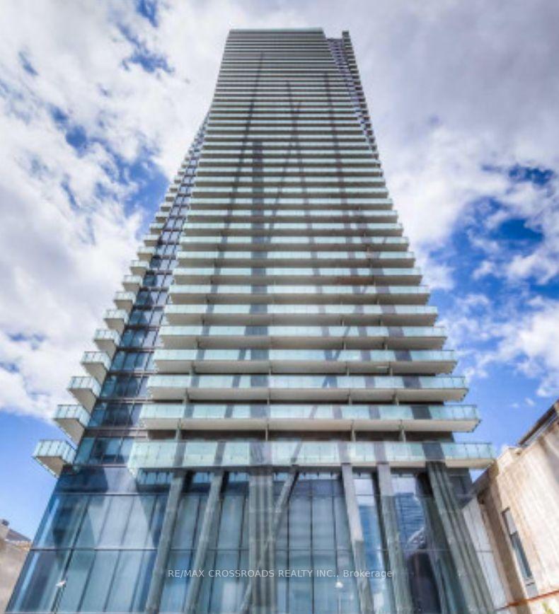 1080-bay-street-toronto-ontario-c12470589