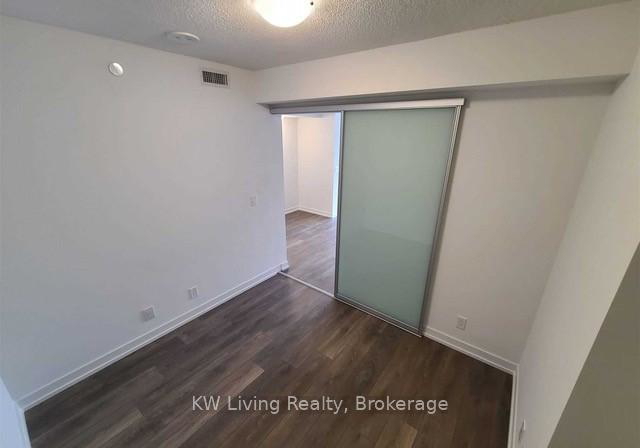 60-shuter-street-toronto-ontario-c12470838