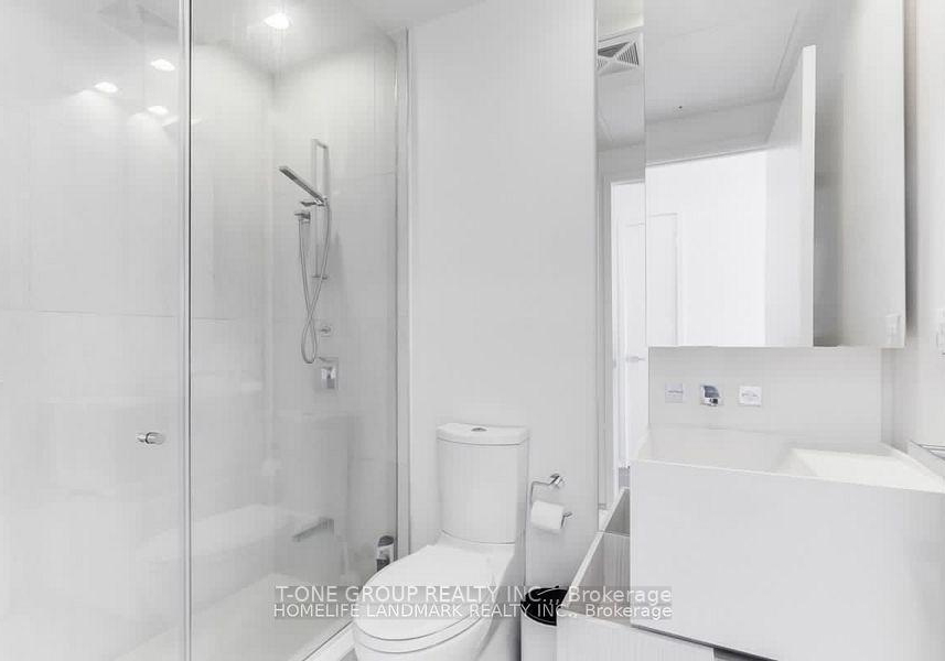 1-bloor-street-e-toronto-ontario-c12470886
