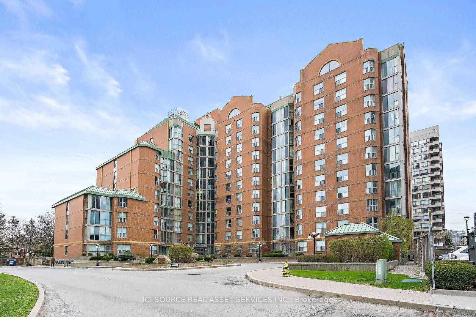 5795-yonge-street-north-york-ontario-c12471056