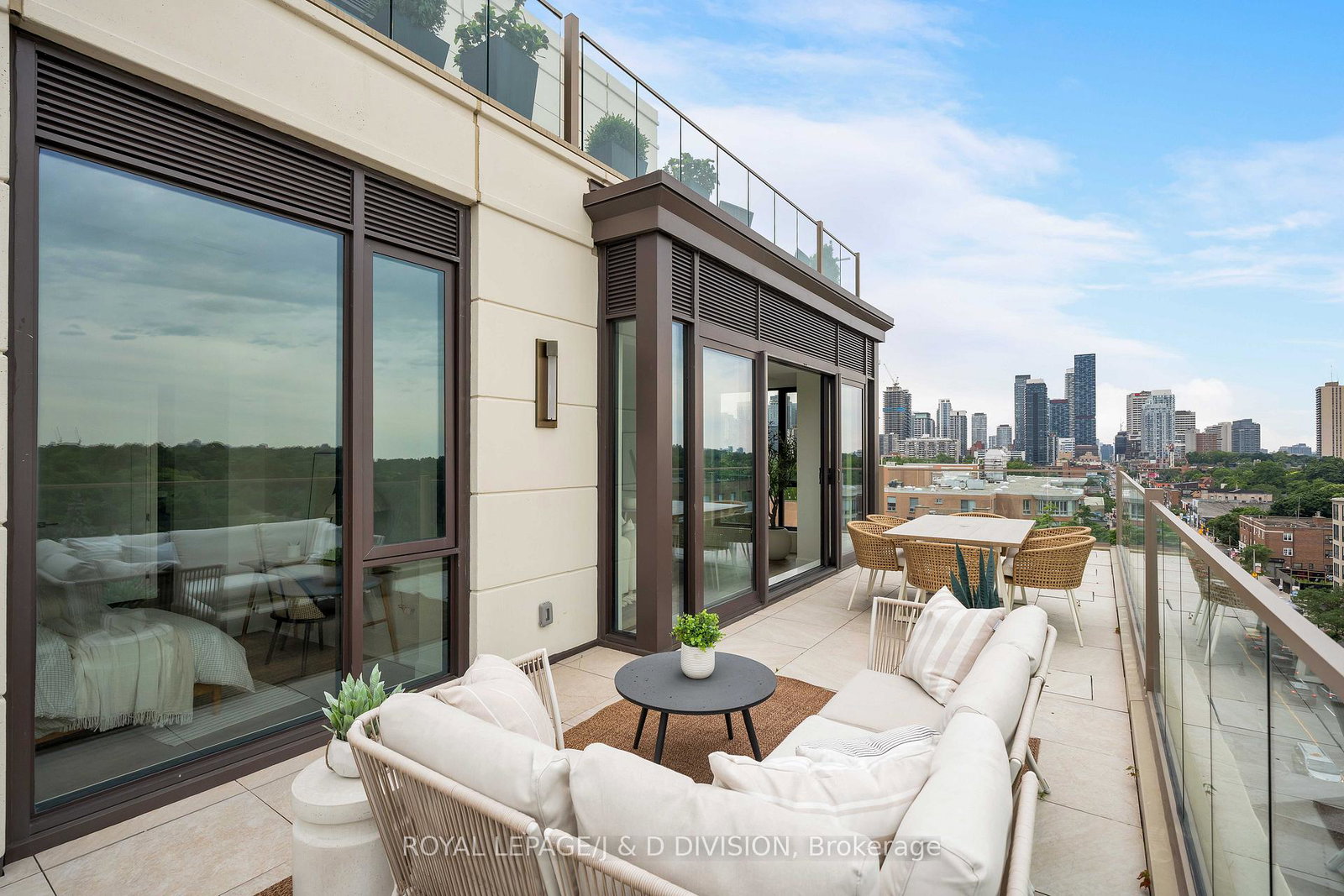 1-strathgowan-avenue-toronto-ontario-c12471076
