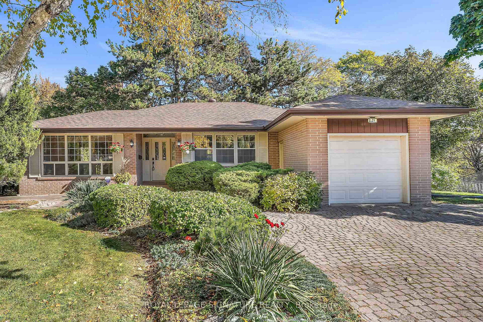 24-hockley-place-north-york-ontario-c12471087