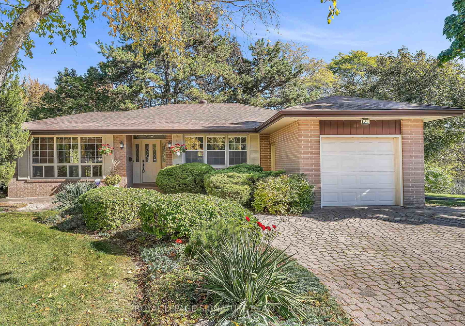 24-hockley-place-north-york-ontario-c12471087