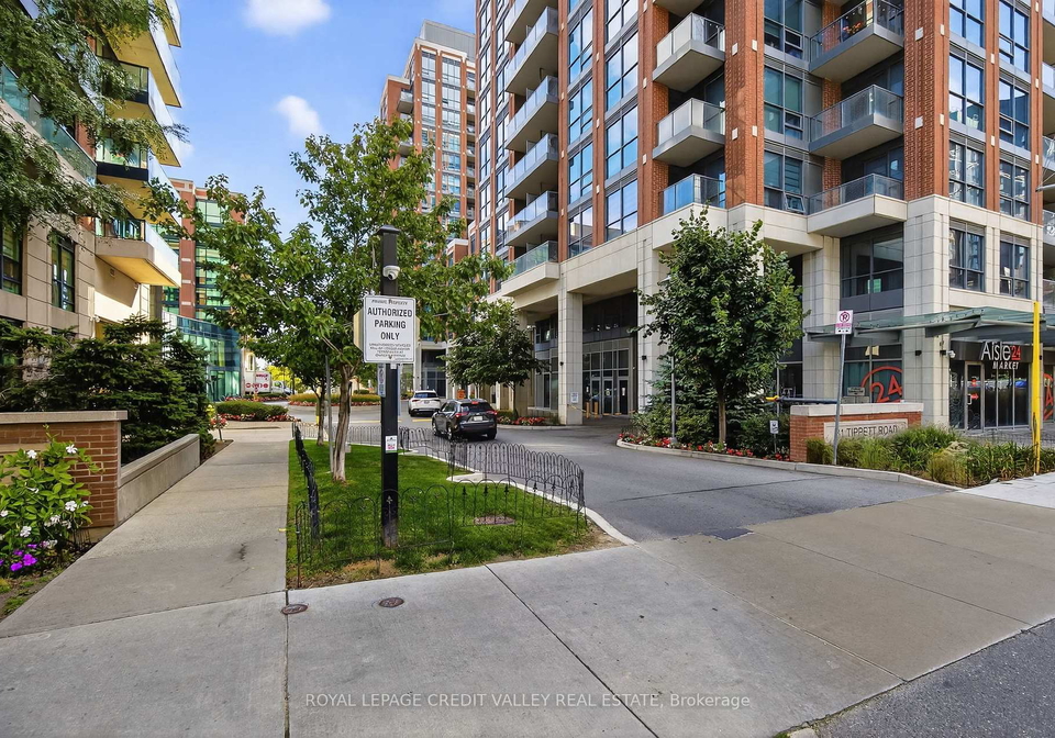 525-wilson-avenue-toronto-ontario-c12471179
