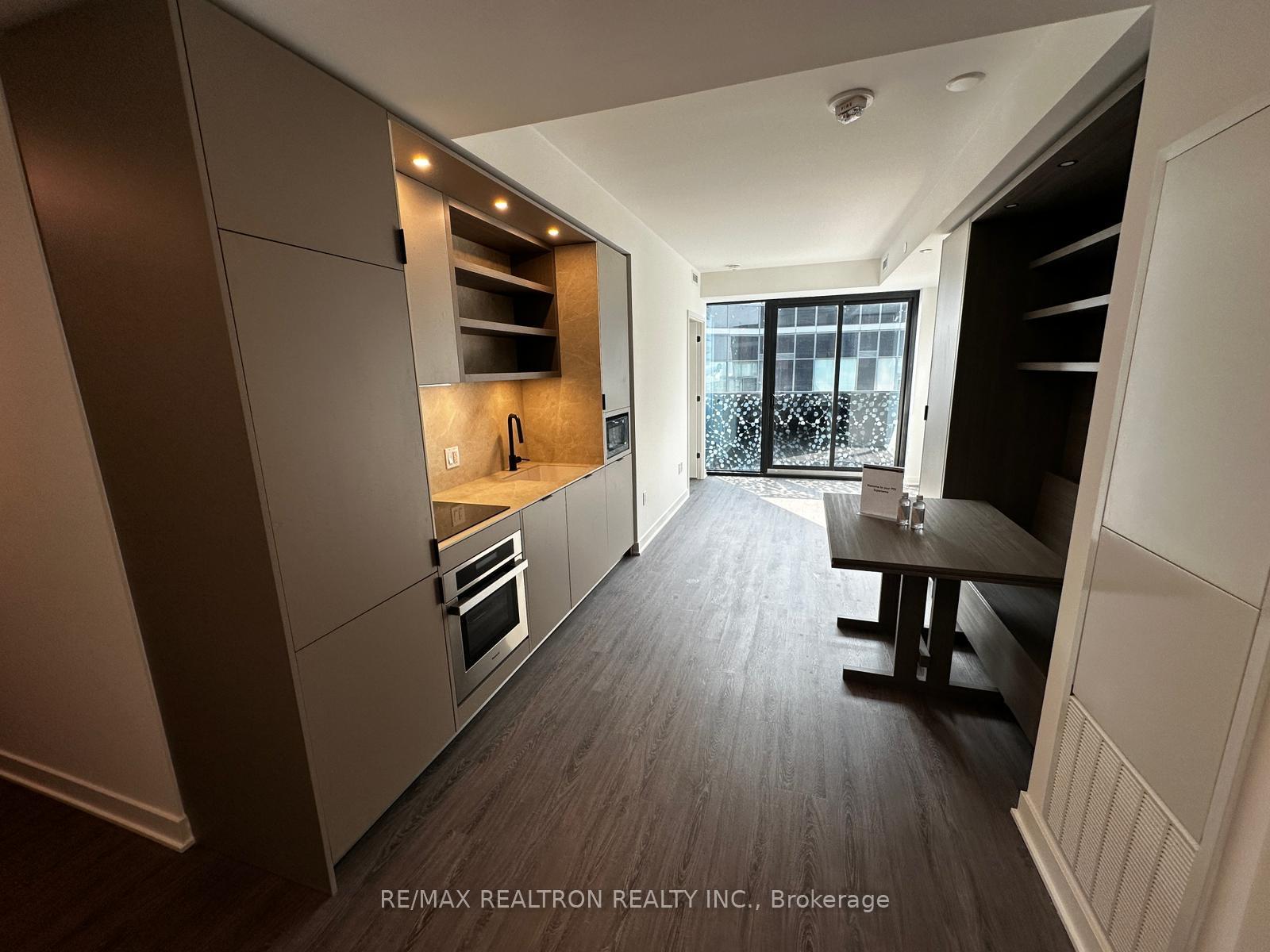 55-charles-street-e-toronto-ontario-c12471294