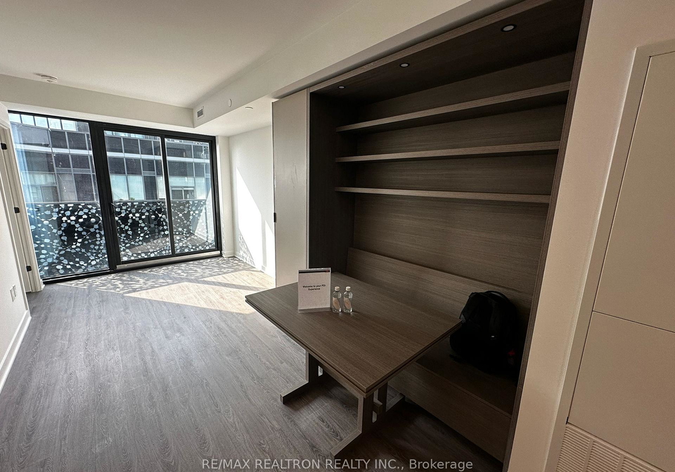 55-charles-street-e-toronto-ontario-c12471294