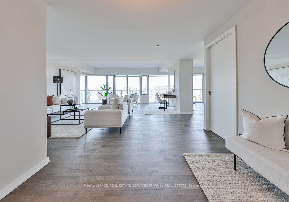 60-colborne-street-toronto-ontario-c12471378