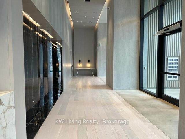 55-cooper-street-toronto-ontario-c12471380