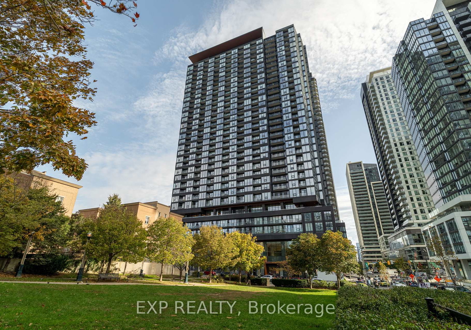 19-western-battery-road-toronto-ontario-c12471421