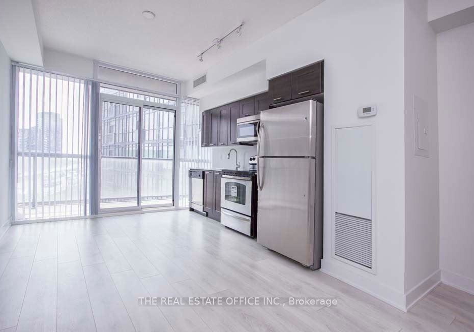 169-fort-york-boulevard-toronto-ontario-c12471424