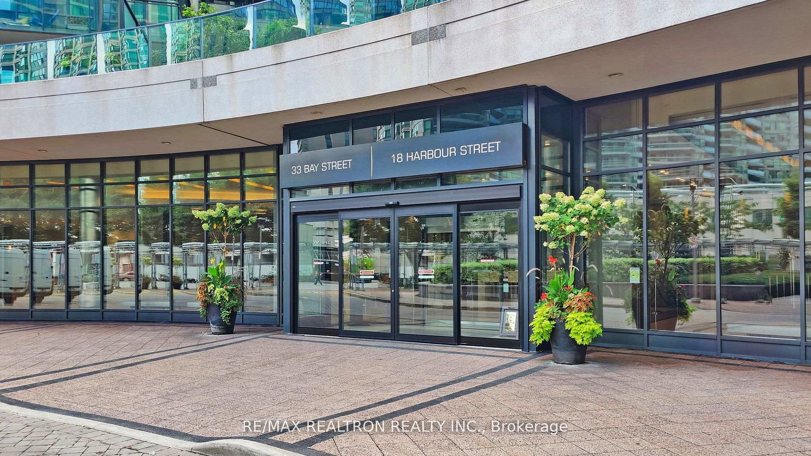18-harbour-street-toronto-ontario-c12471656