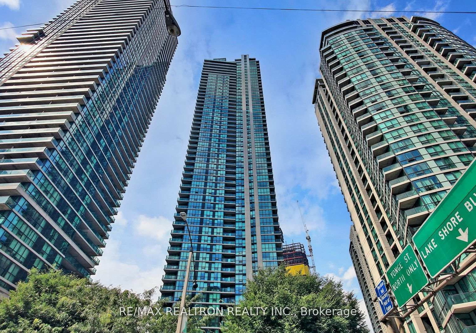 18-harbour-street-toronto-ontario-c12471656