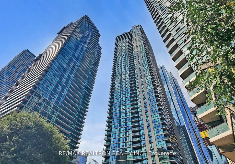 18-harbour-street-toronto-ontario-c12471656