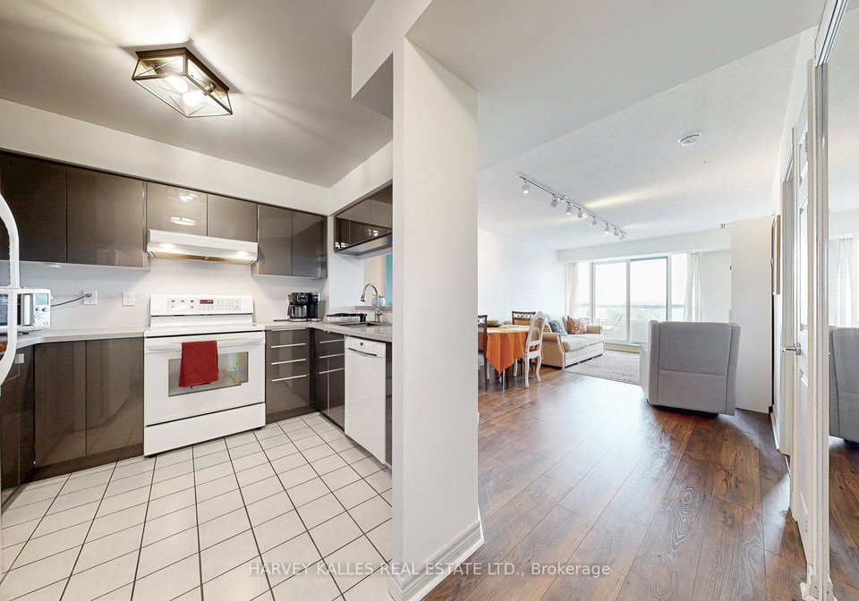 2-covington-road-toronto-ontario-c12471658