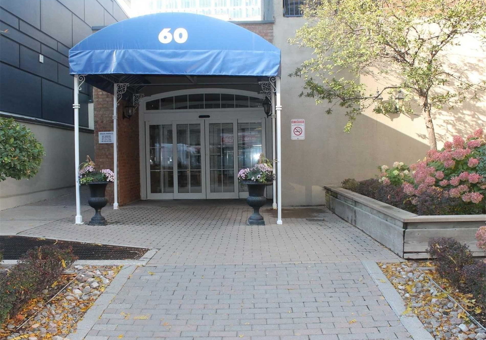 60-st-patrick-street-toronto-ontario-c12471660
