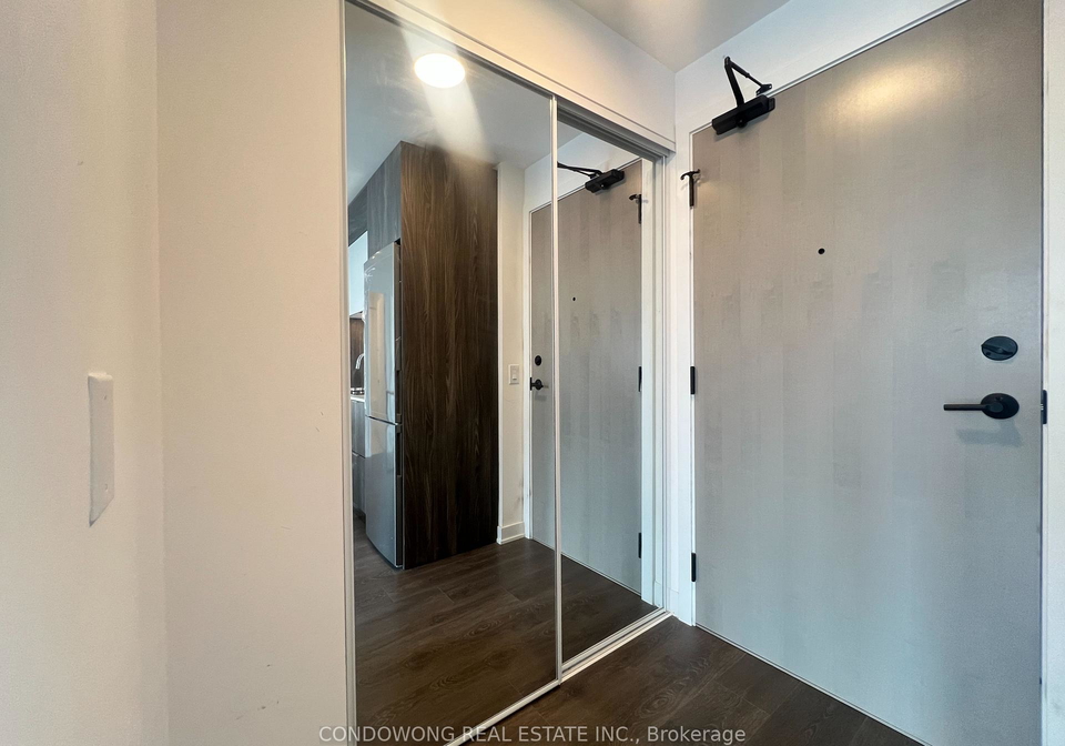 130-river-street-toronto-ontario-c12471758