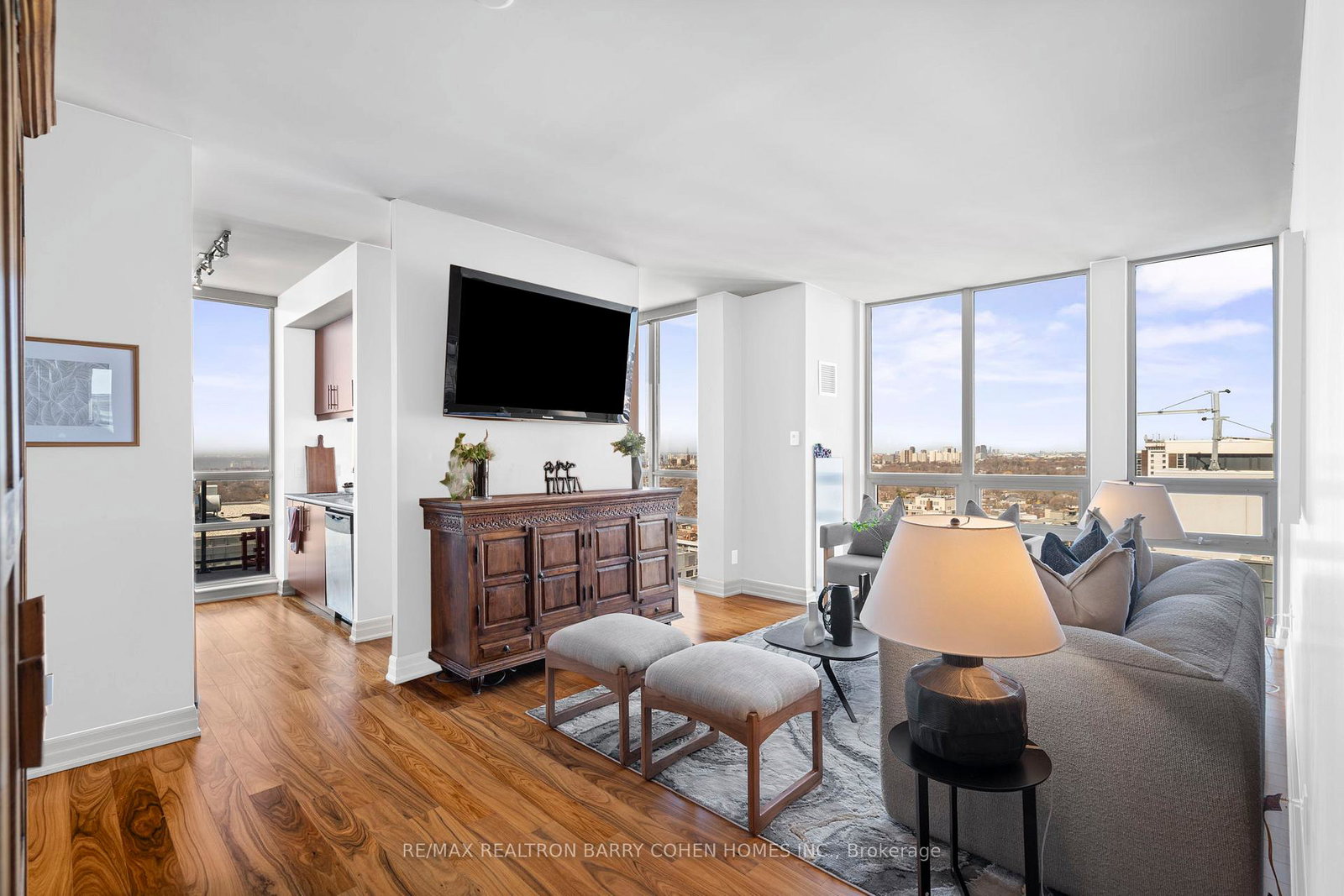 500-st-clair-avenue-w-toronto-ontario-c12472168