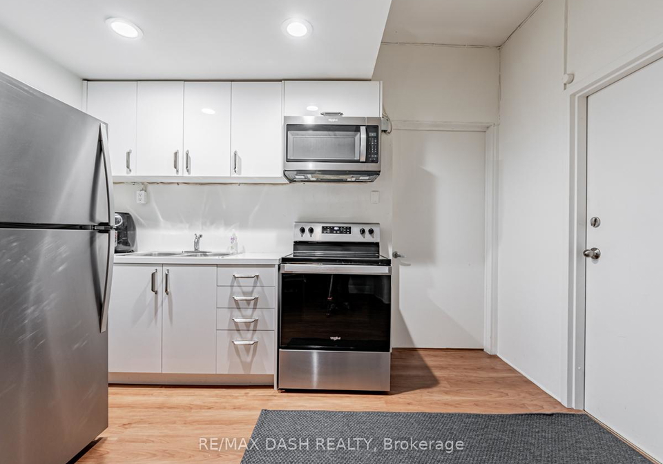 661-huron-street-toronto-ontario-c12472440