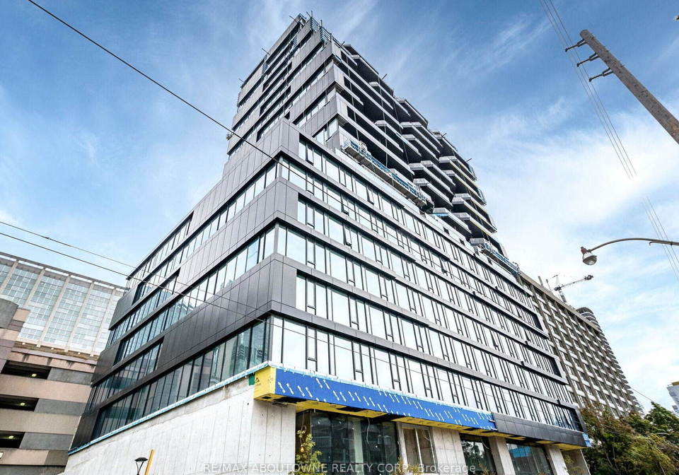 195-mccaul-street-toronto-ontario-c12472552