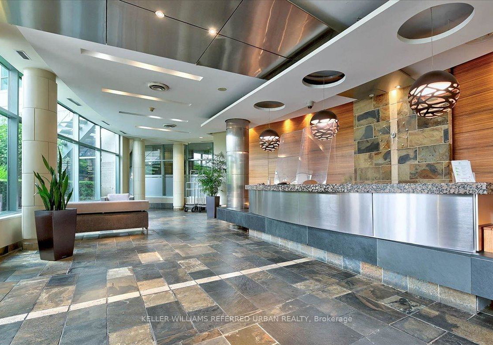 228-queens-quay-w-toronto-ontario-c12472553