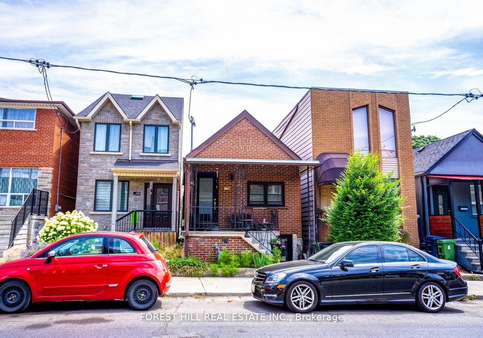 139-christie-street-toronto-ontario-c12473174