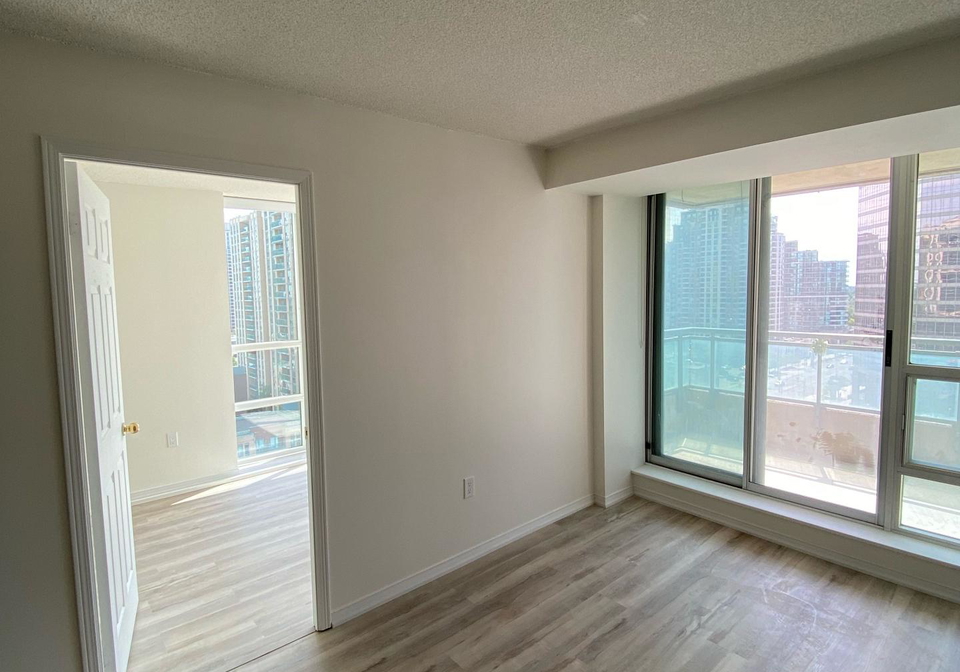 1-pemberton-avenue-north-york-ontario-c12473251