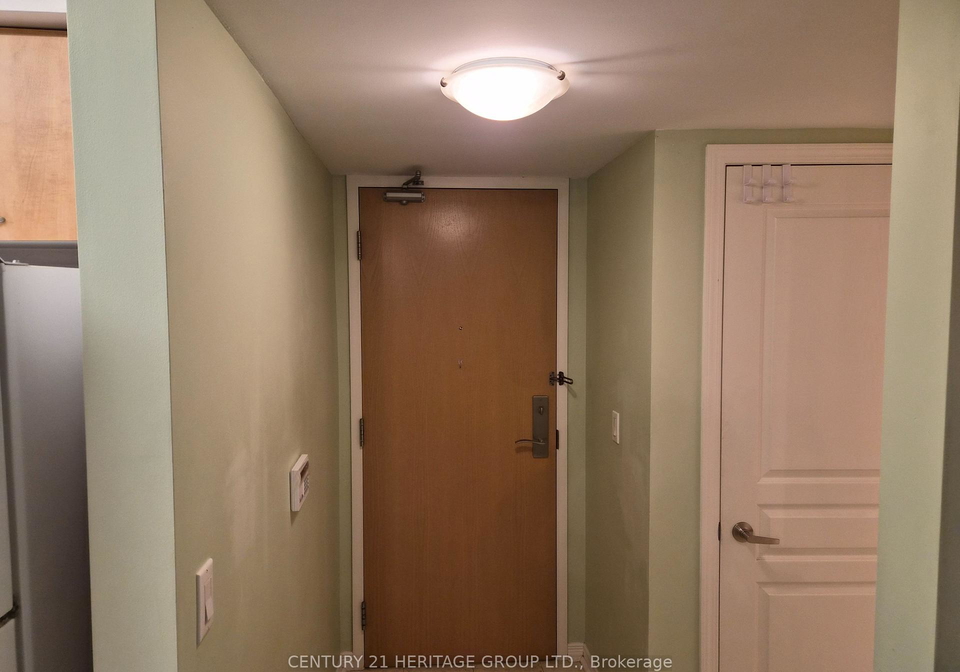503-beecroft-road-toronto-ontario-c12473297
